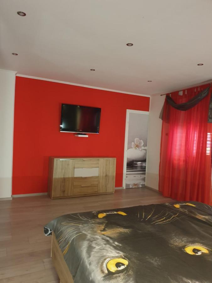 Room Petra In Centertown Senj  Exterior foto