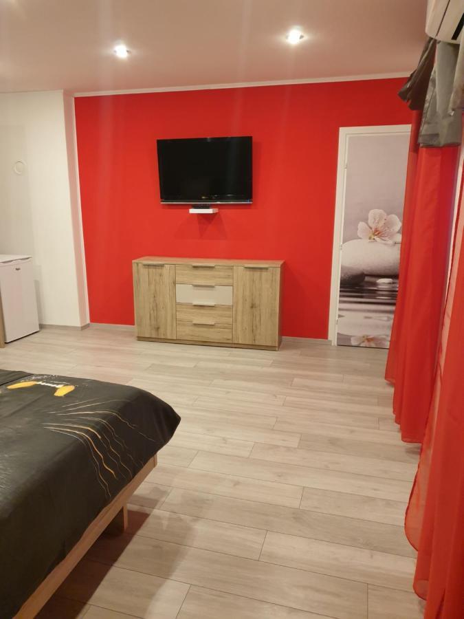 Room Petra In Centertown Senj  Exterior foto