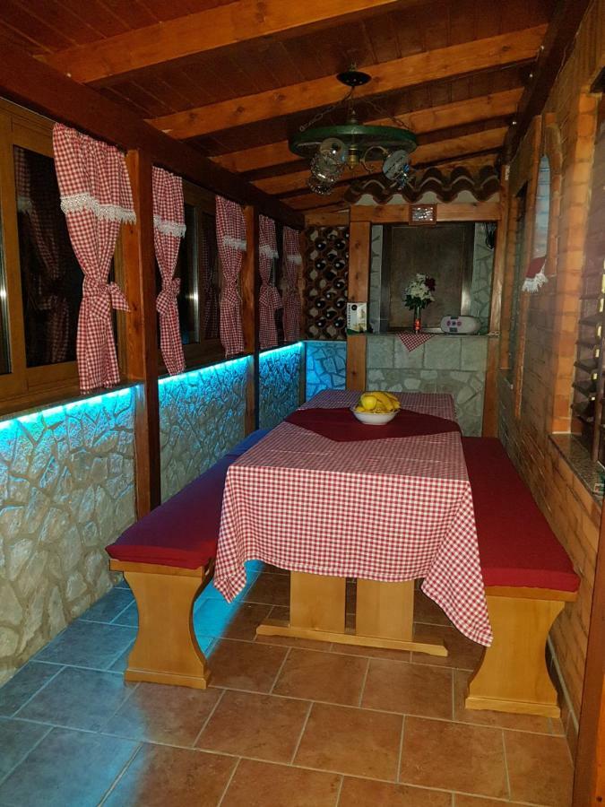 Room Petra In Centertown Senj  Exterior foto
